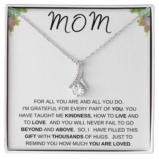 MOM | Alluring Beauty Necklace